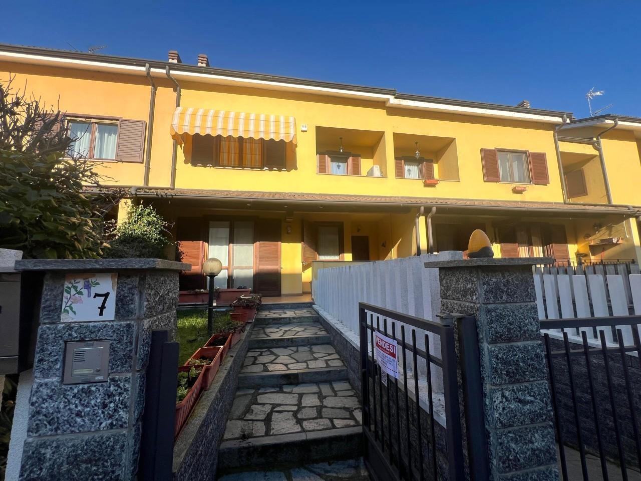 Vendita Pentavani, Vercelli foto