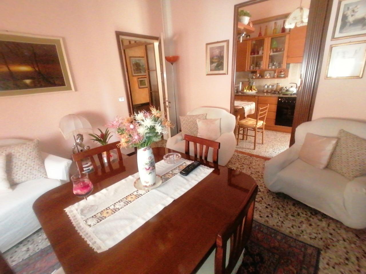 Vendita Multivani, Rivarolo del Re ed Uniti foto