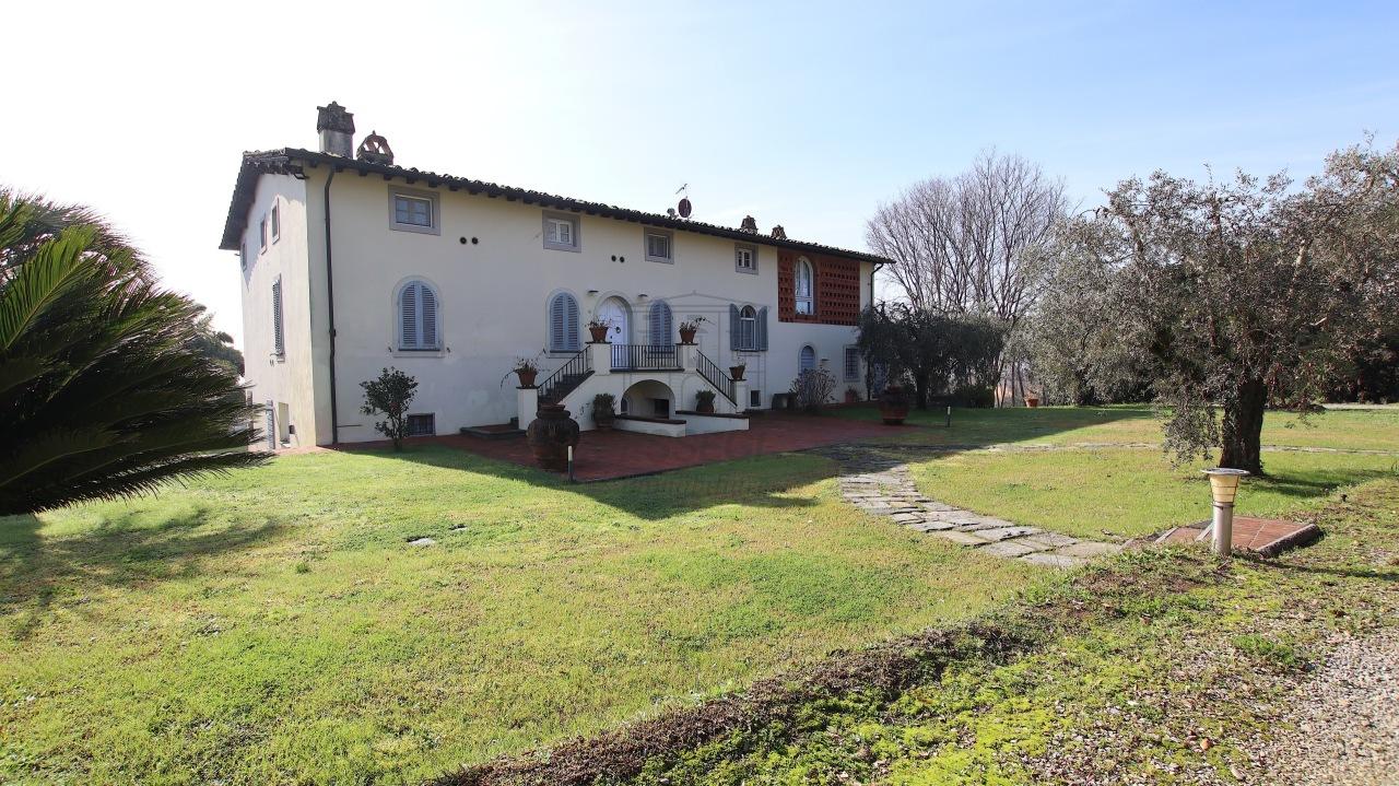 Vendita Multivani, Lucca foto