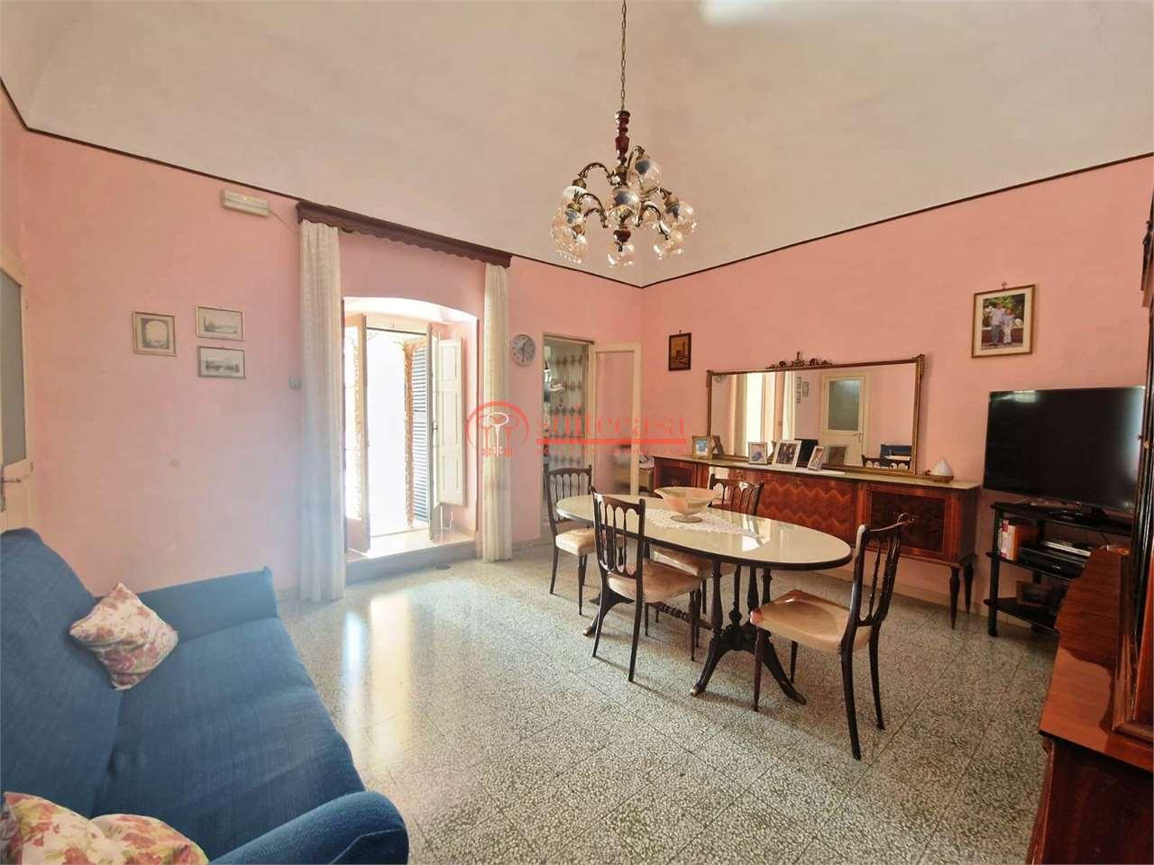 Vendita vendita, Trani foto