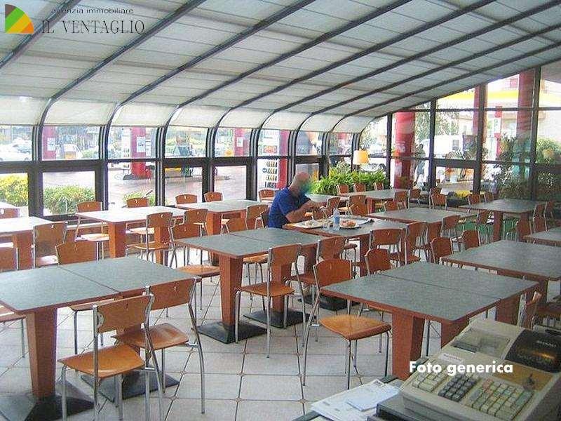 Nuda proprietà nuda proprietà, Maranello foto