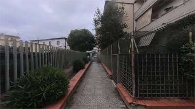 Vendita vendita, Latina Vendita vendita, Latina