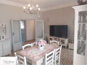 Vendita vendita, Porto Azzurro