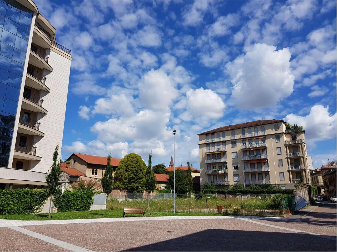 Vendita vendita, Busto Arsizio foto