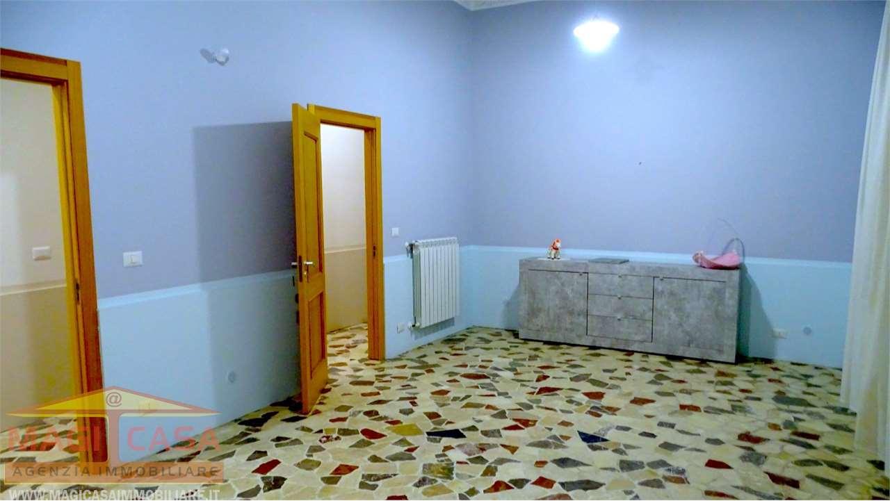 Vendita vendita, Belpasso foto