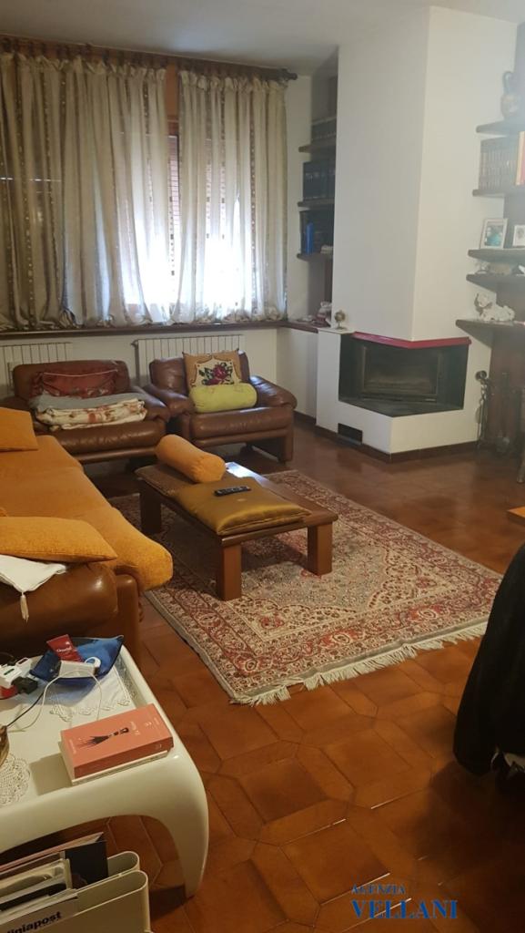 Vendita Eptavani, Carpi foto