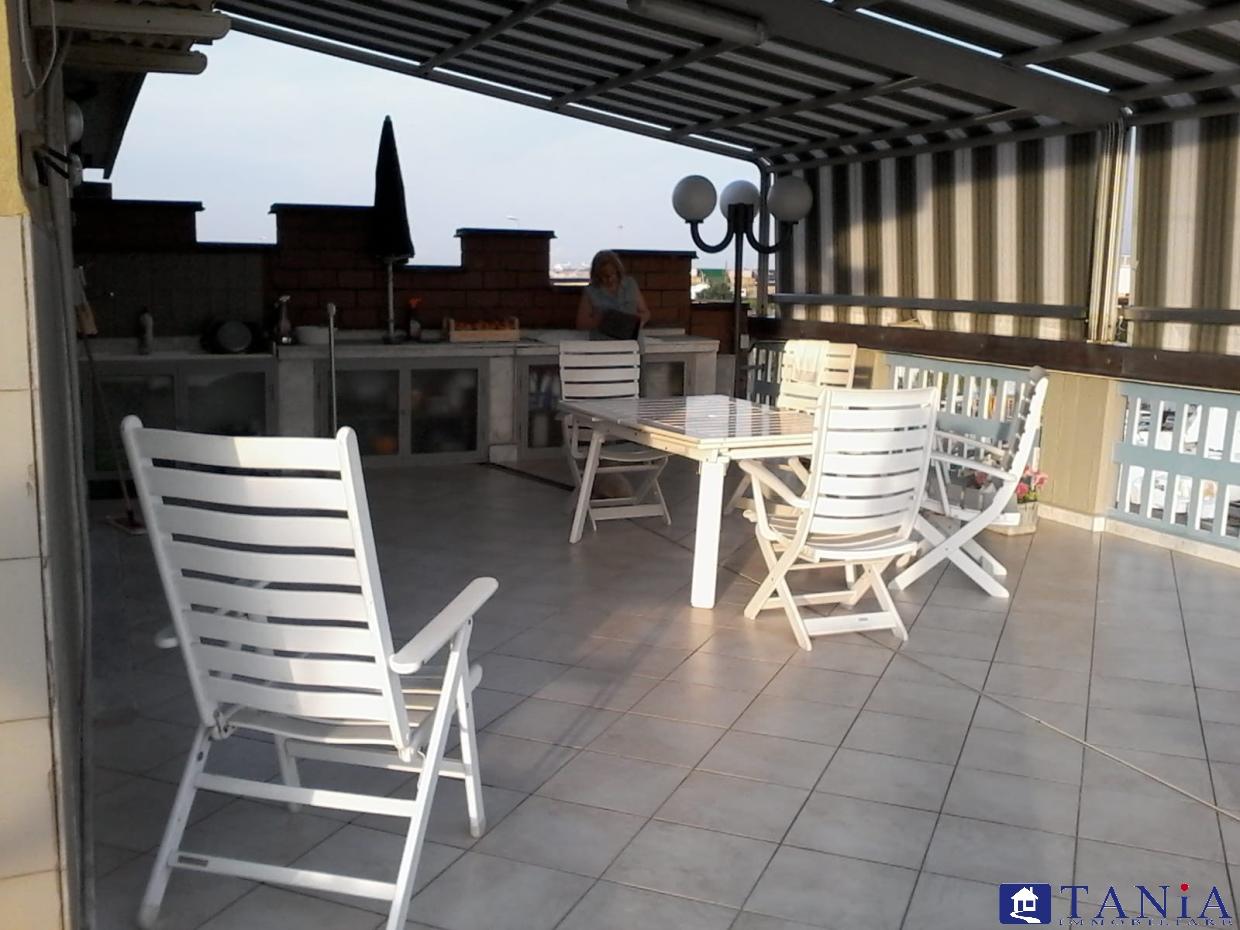 Vendita Quadrivani, Carrara foto