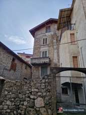 Vendita Quadrivani, Cerveno