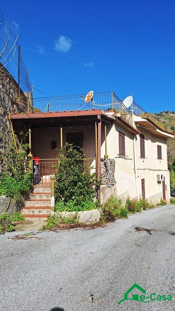 Vendita Quadrivani, Messina foto