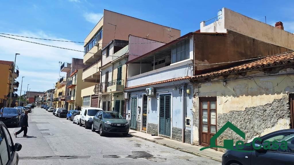 Vendita Trivani, Messina foto