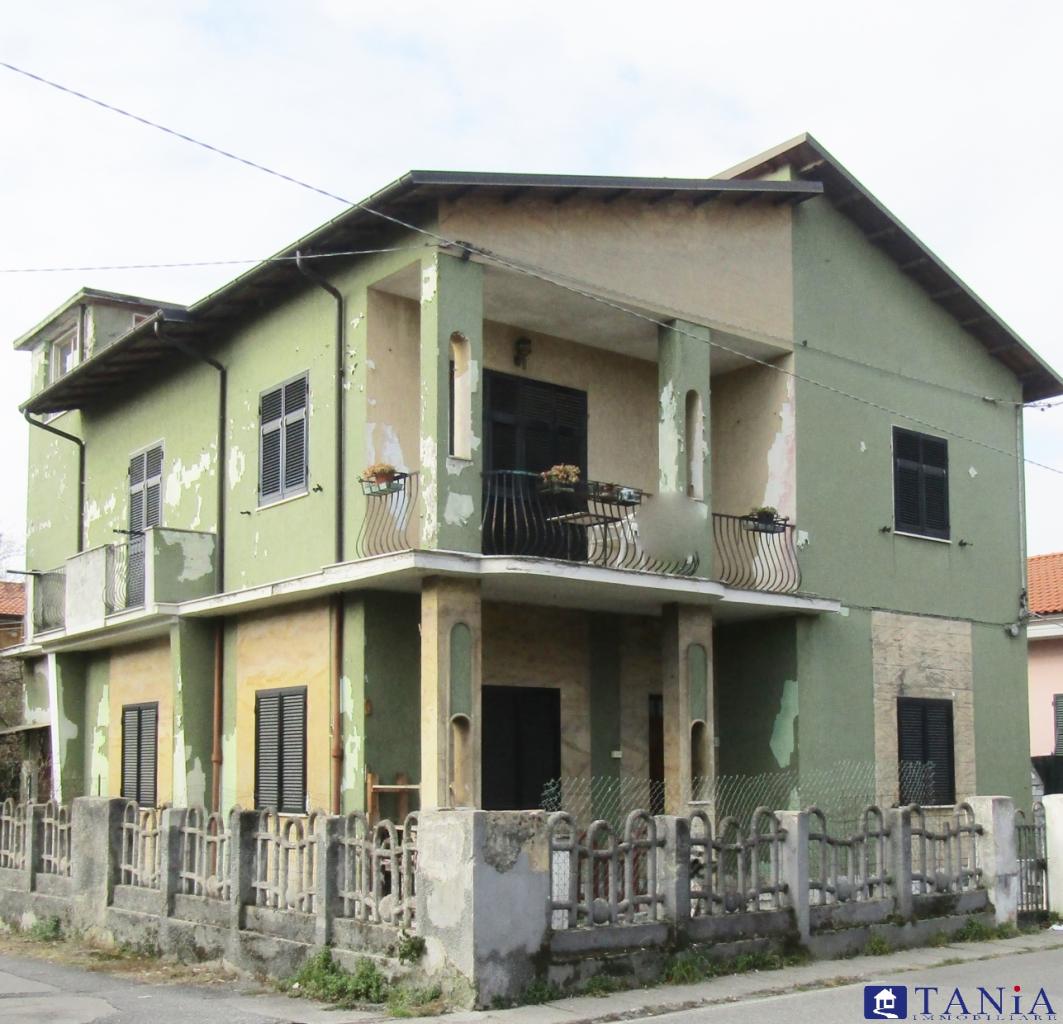 Vendita Multivani, Carrara foto