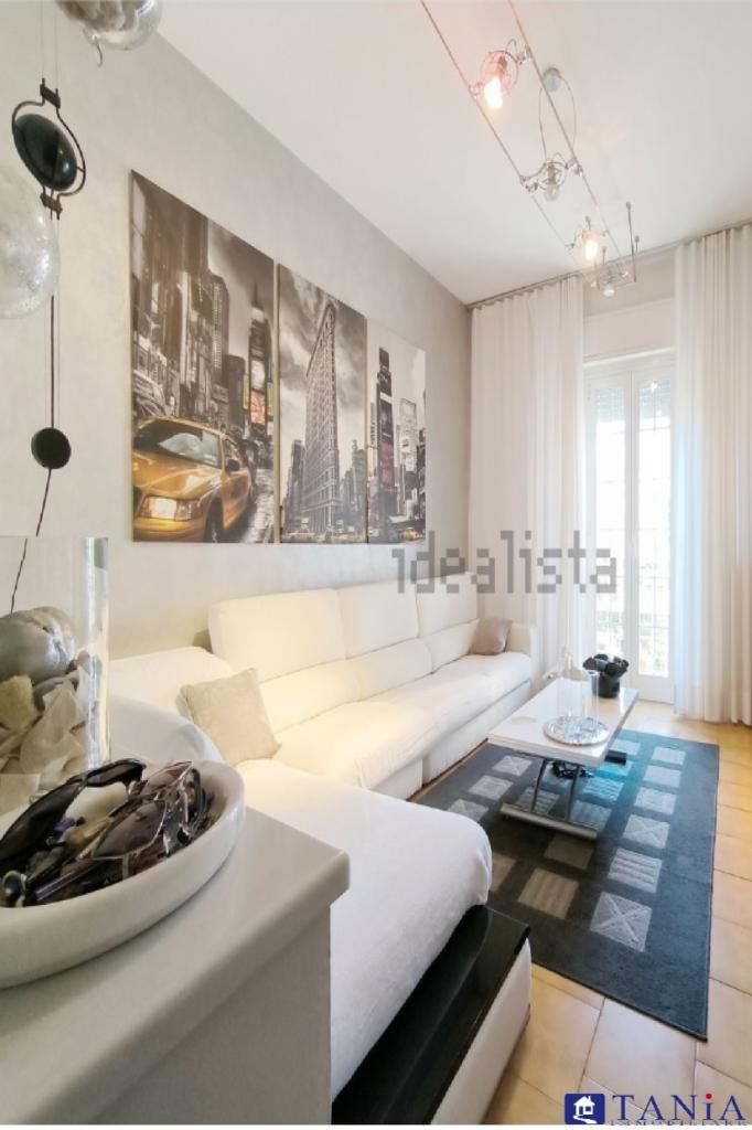 Vendita Multivani, Carrara foto