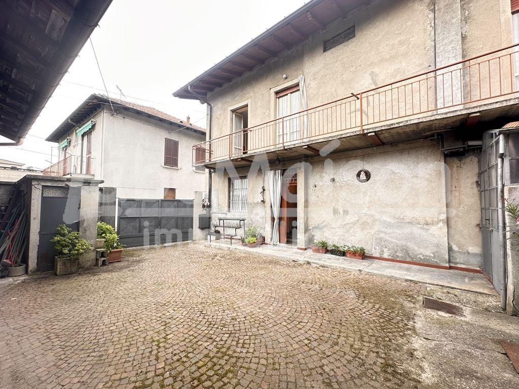Vendita Casa Semindipendente, Gavirate foto