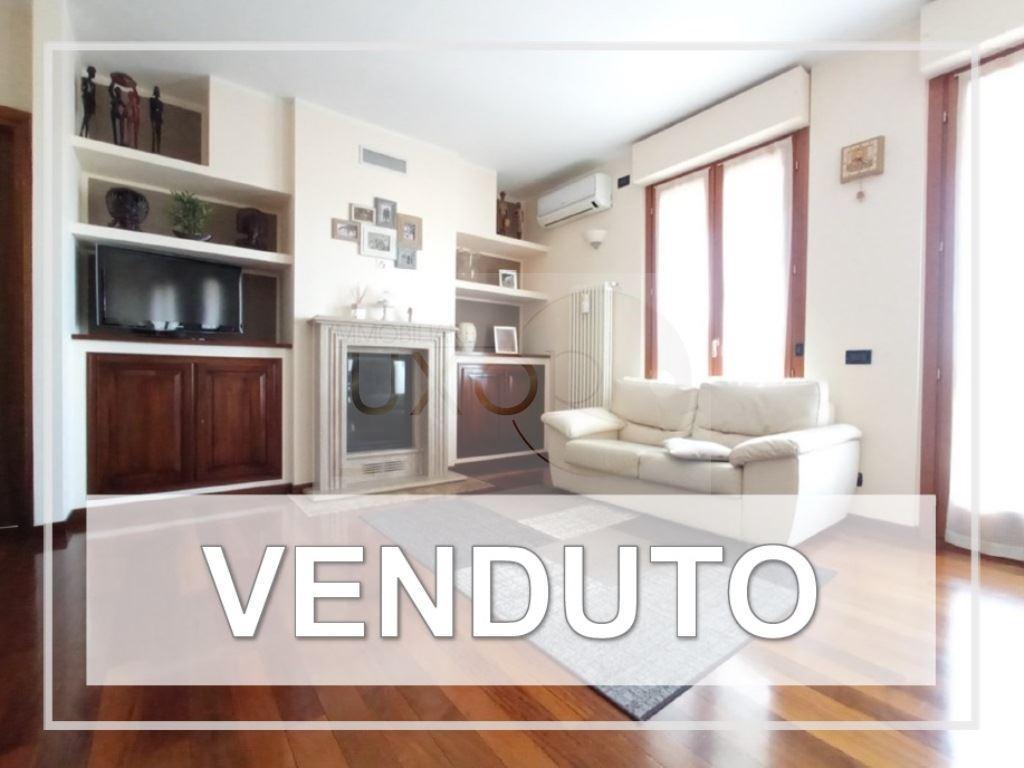 Vendita Appartamento, Monticello Brianza foto