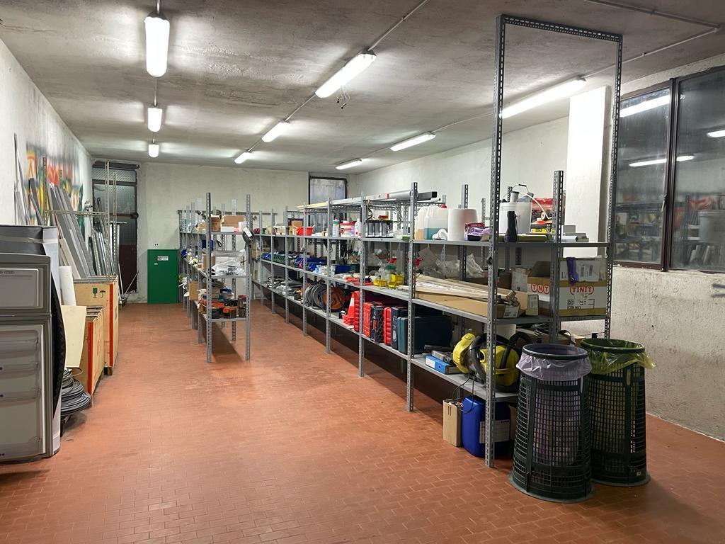 Vendita Laboratorio, Varese foto