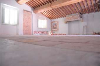 Vendita Appartamento, Lucca