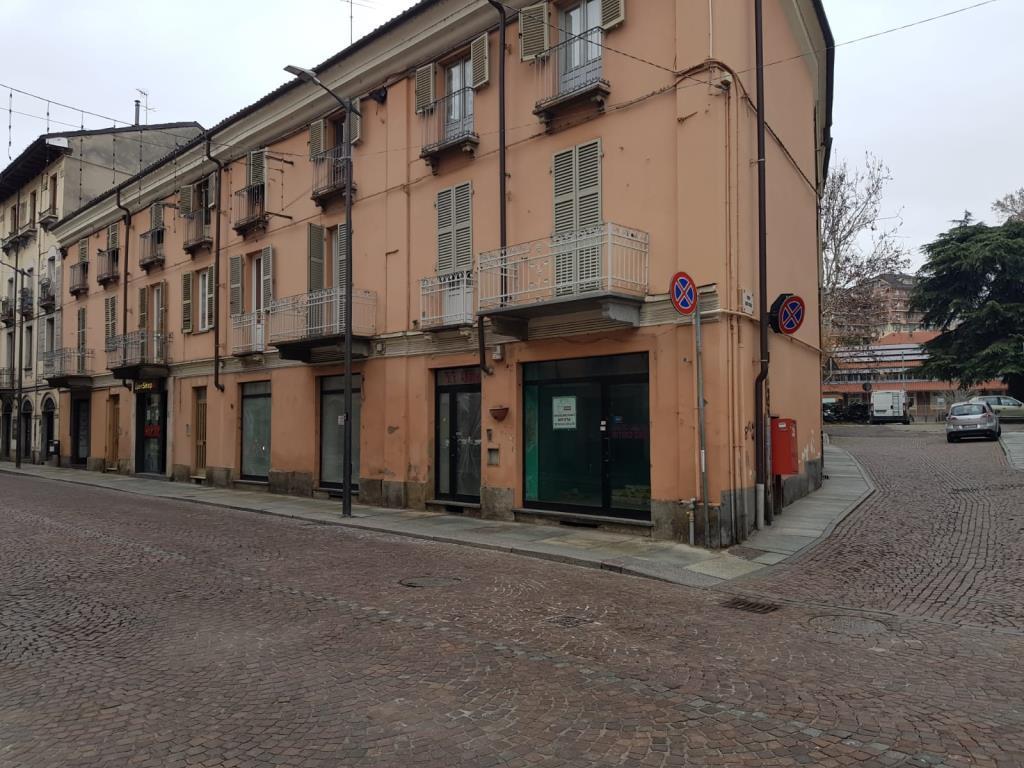 Affitto Negozio, Asti foto