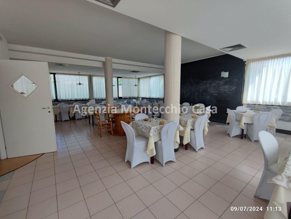 Vendita Ristorante Pizzeria, Urbino foto