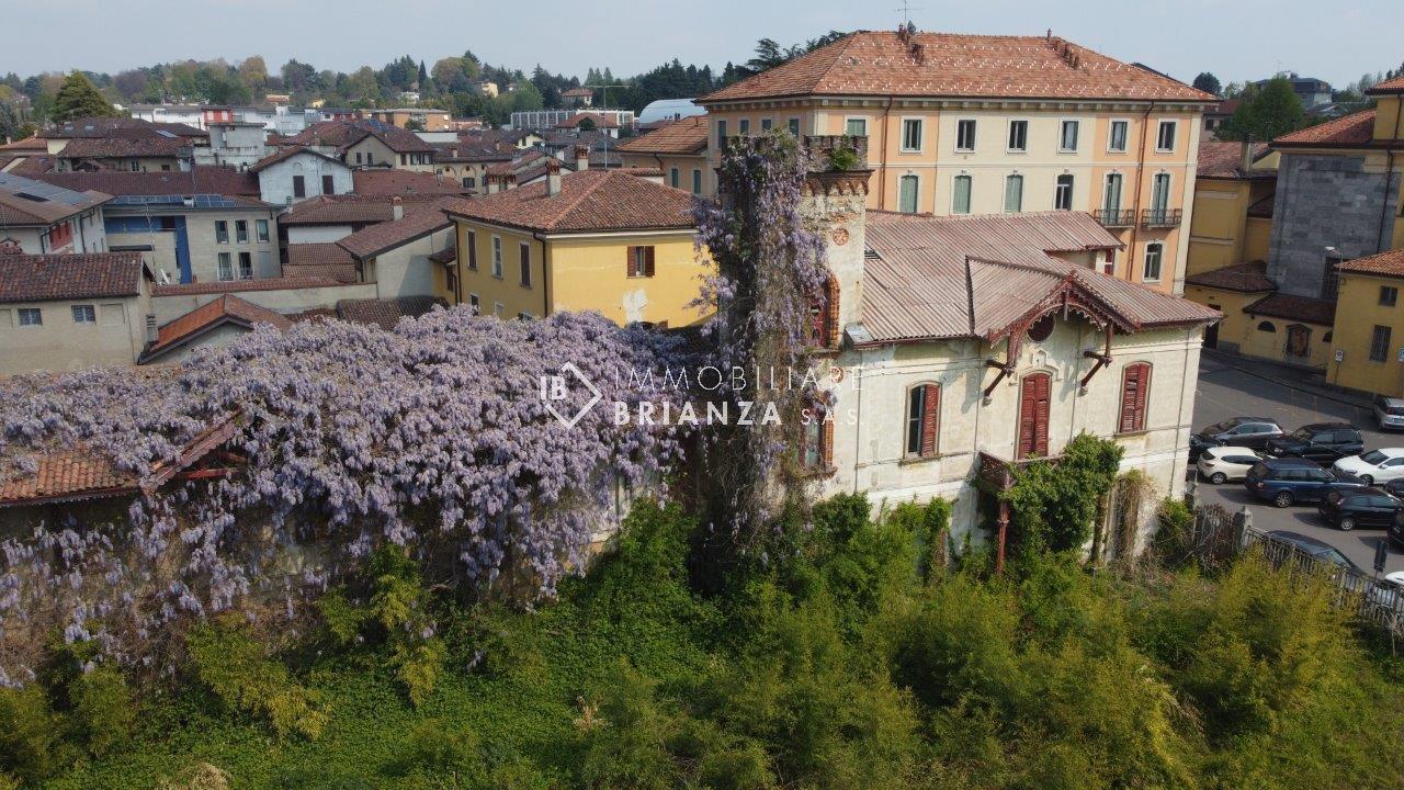 Vendita Terreno Residenziale, Besana in Brianza foto