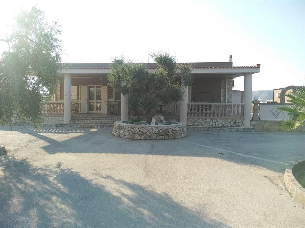 Vendita Casa Indipendente, Manfredonia foto