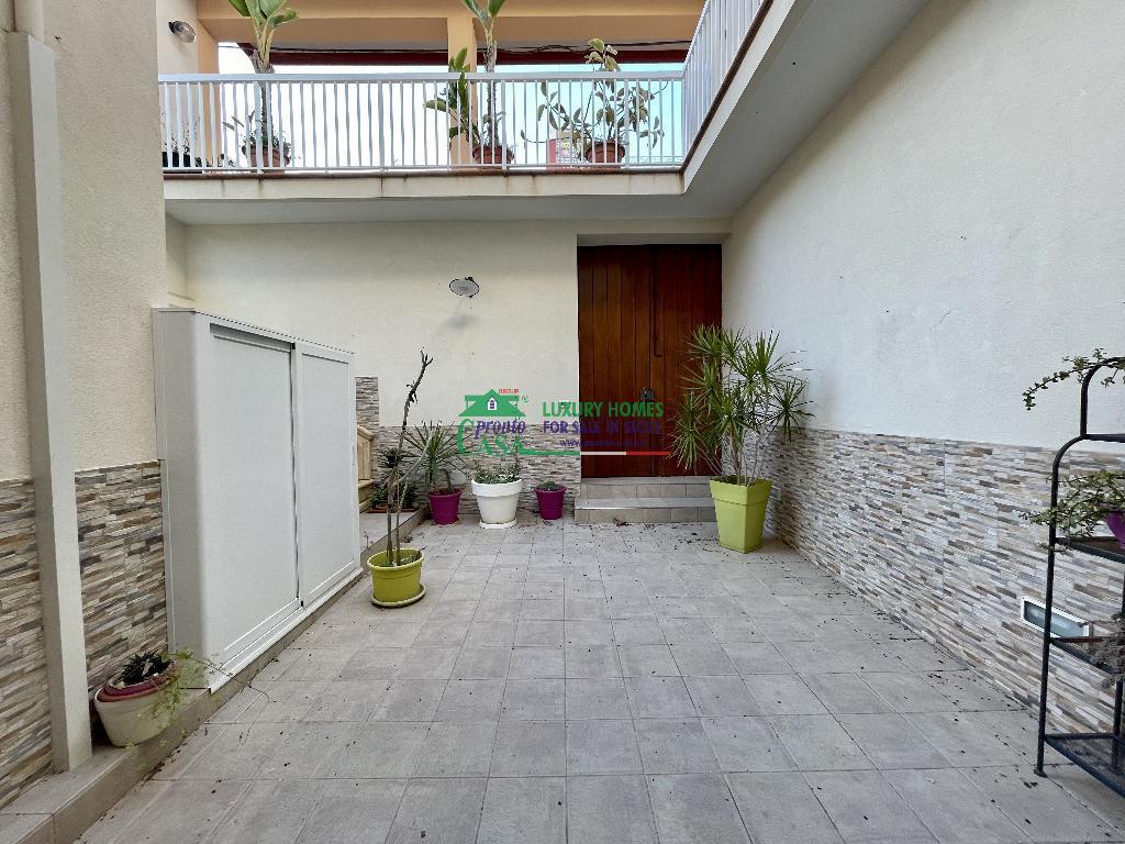 Vendita Casa Indipendente, Ragusa foto