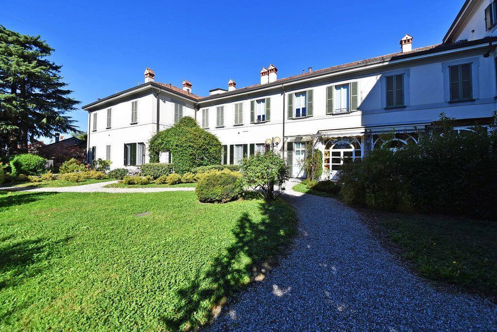 Vendita Villa, Besana in Brianza foto