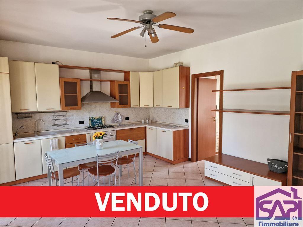 Vendita Appartamento, Camparada foto