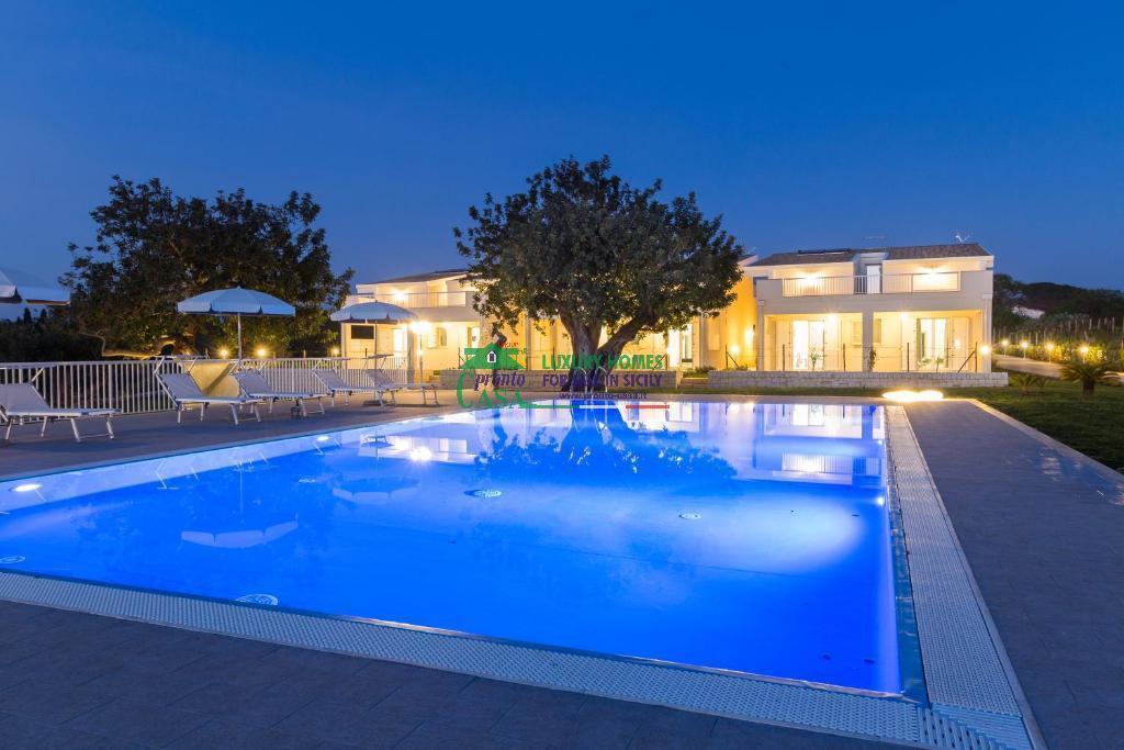 Vendita Villa trifamiliare, Santa Croce Camerina foto