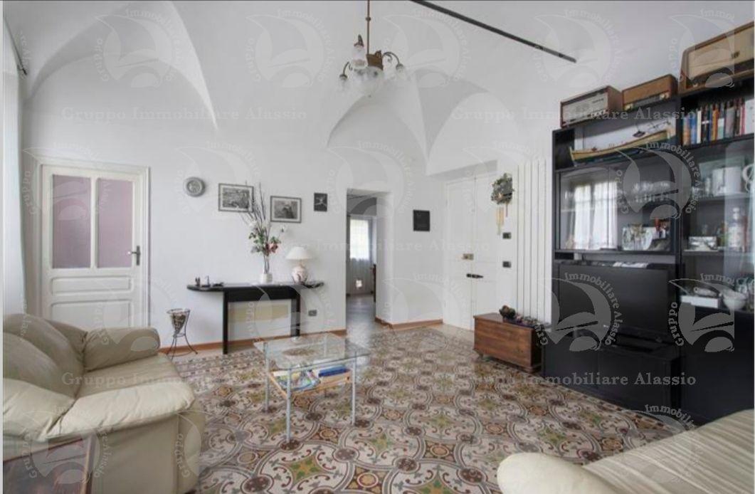Vendita Appartamento, Laigueglia foto