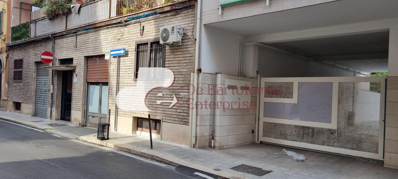 Vendita Magazzino, Bari foto