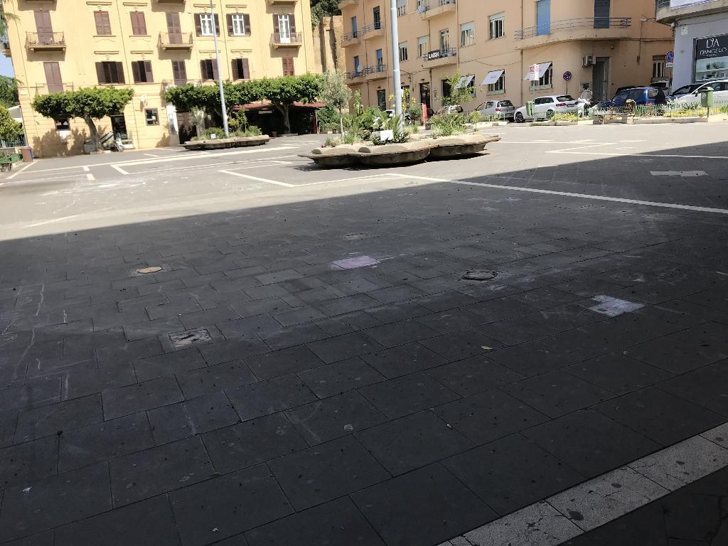 Affitto Negozio, Agrigento foto