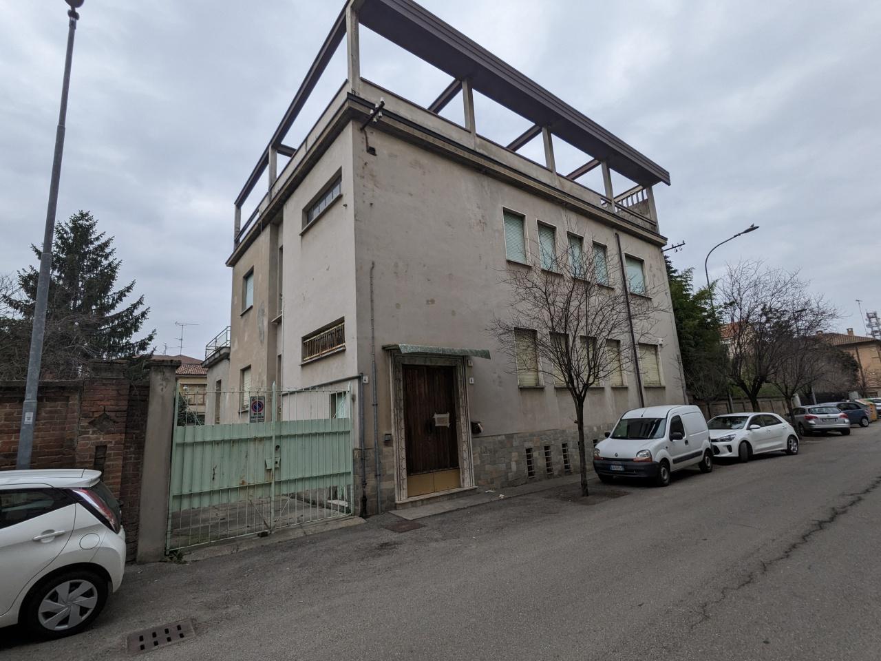 Vendita Quadrivani, Voghera foto