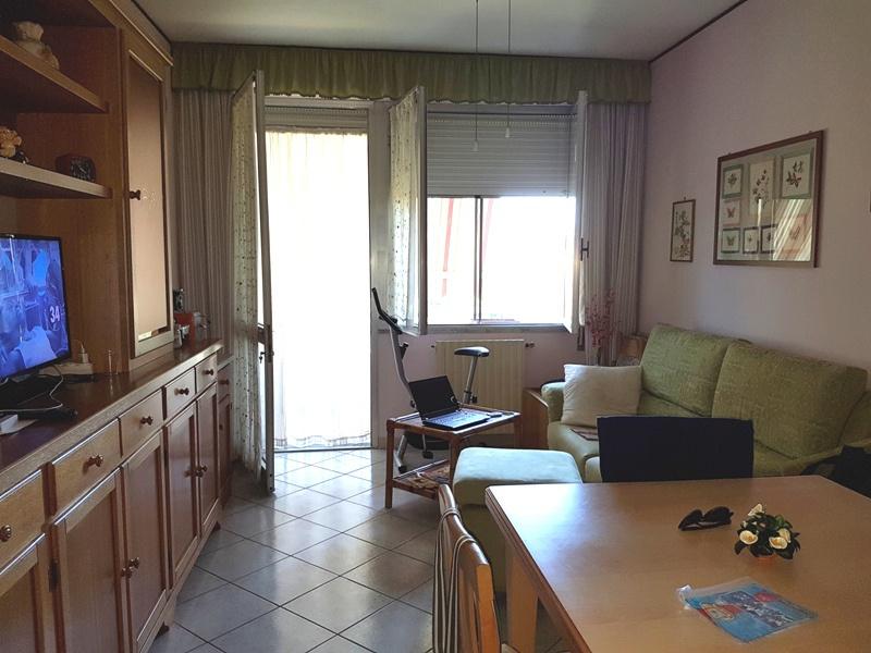 Vendita Trivani, Massa foto