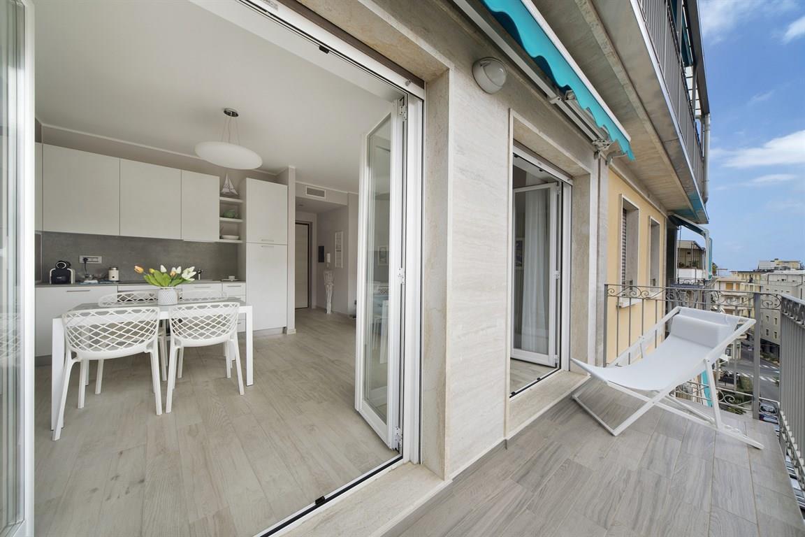 Vendita Bivani, Alassio foto