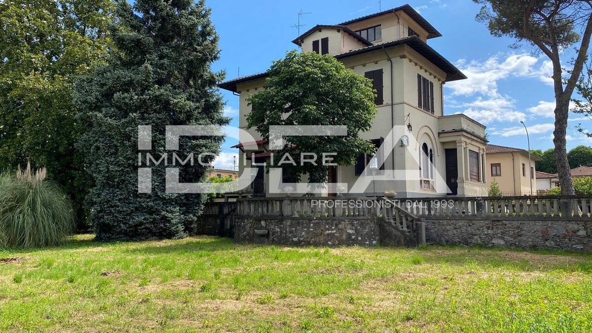 Vendita Eptavani, Lucca foto