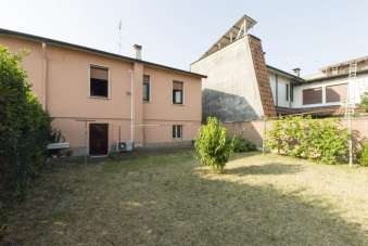 Vendita Bivani, Livraga Vendita Bivani, Livraga