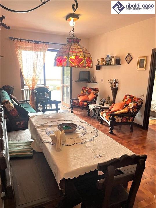 Vendita Trivani, Moggio foto