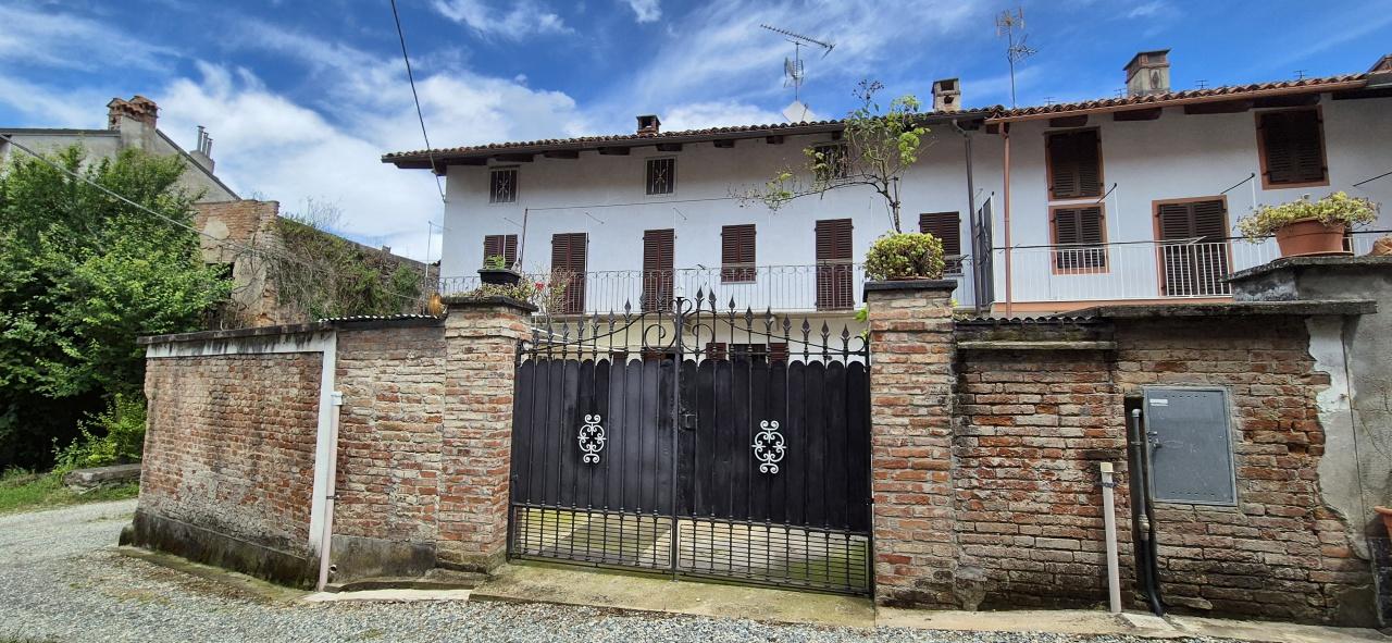 Vendita Quadrivani, Lauriano foto