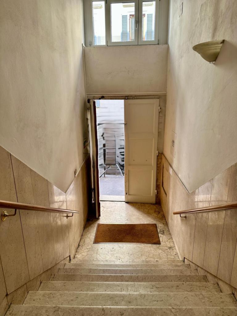 Vendita Bivani, Firenze foto