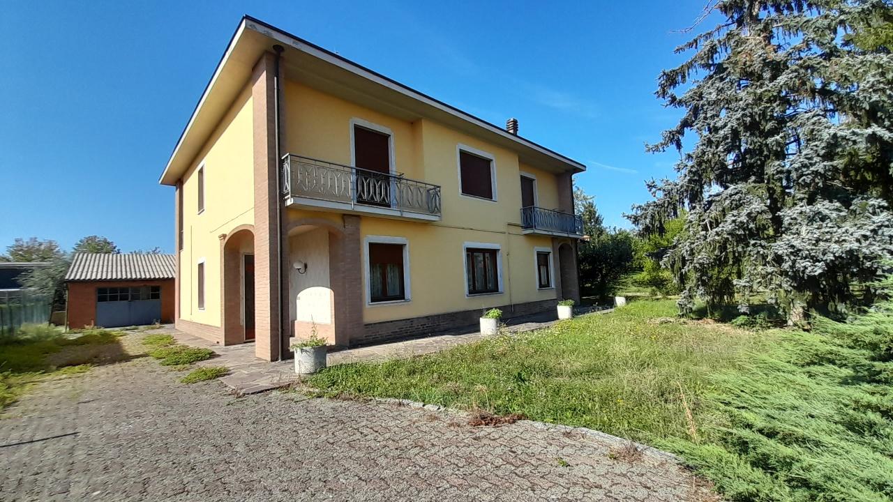 Vendita Multivani, Casanova Lonati foto