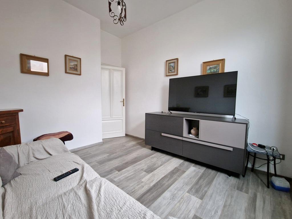 Vendita Quadrivani, Massa foto