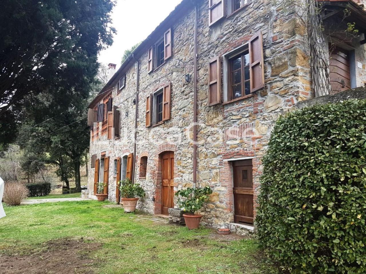 Vendita Rustico, Lucca foto