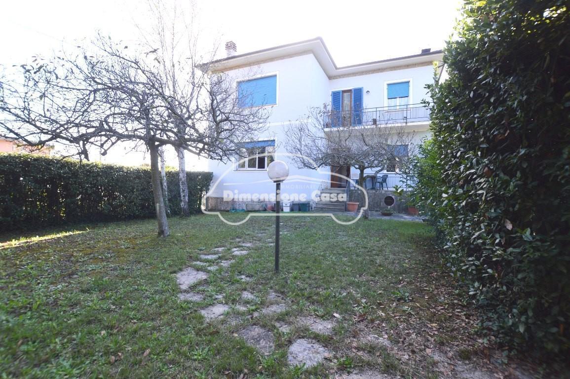 Vendita Villa, Lucca foto