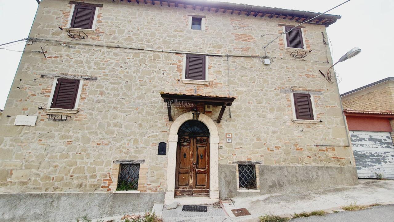 Vendita Rustico, Roccafluvione foto