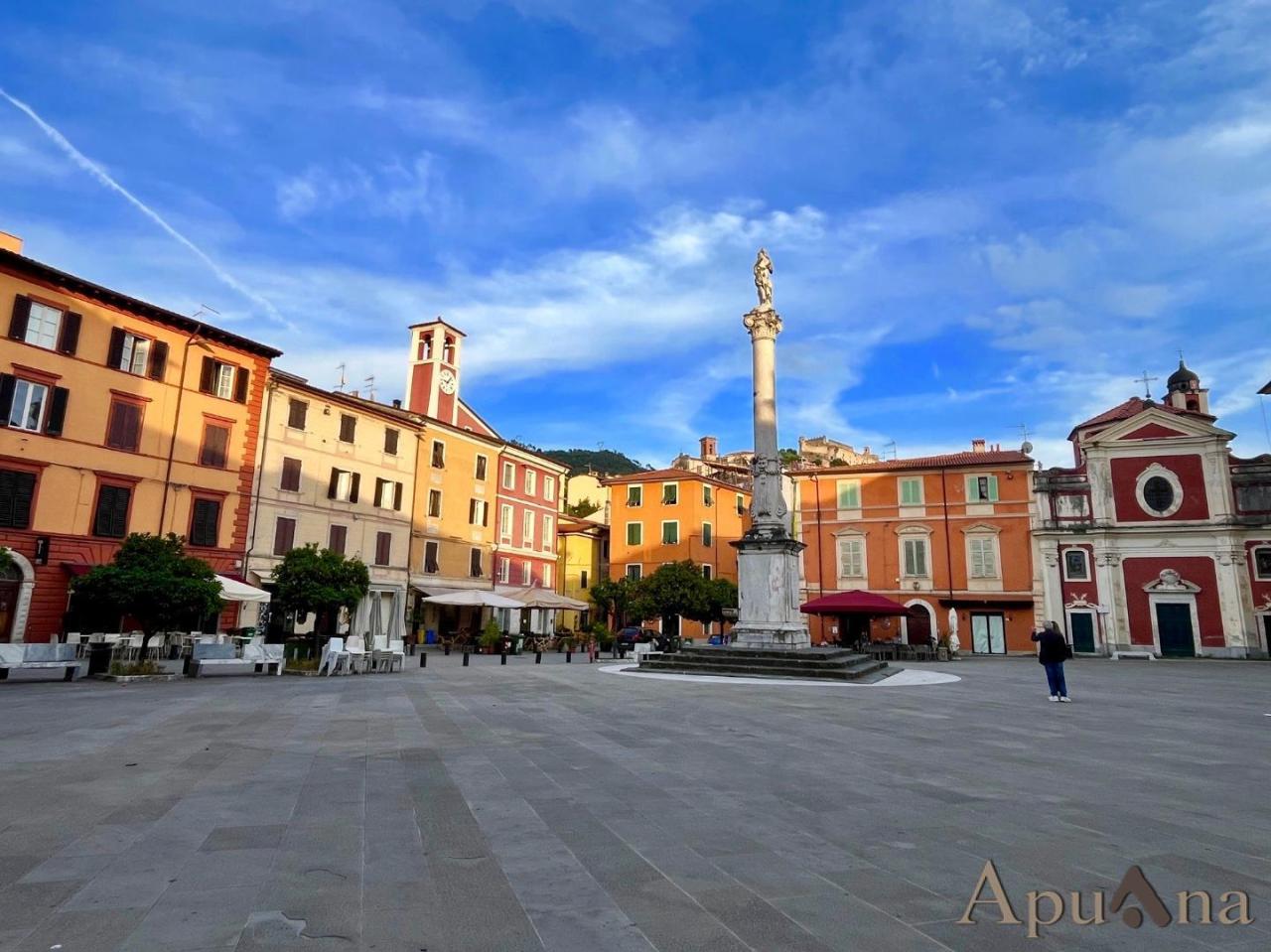 Vendita Appartamento, Massa foto
