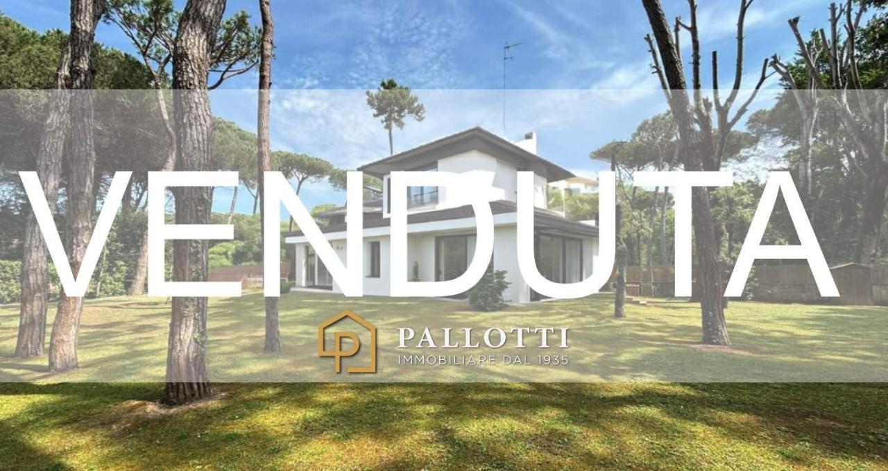 casa indipendente in vendita a Forte dei Marmi