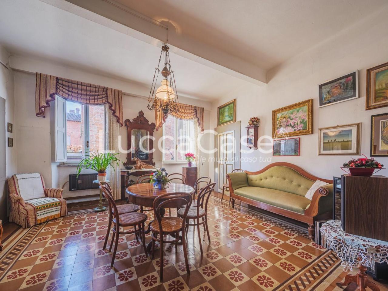 Vendita Appartamento, Lucca foto