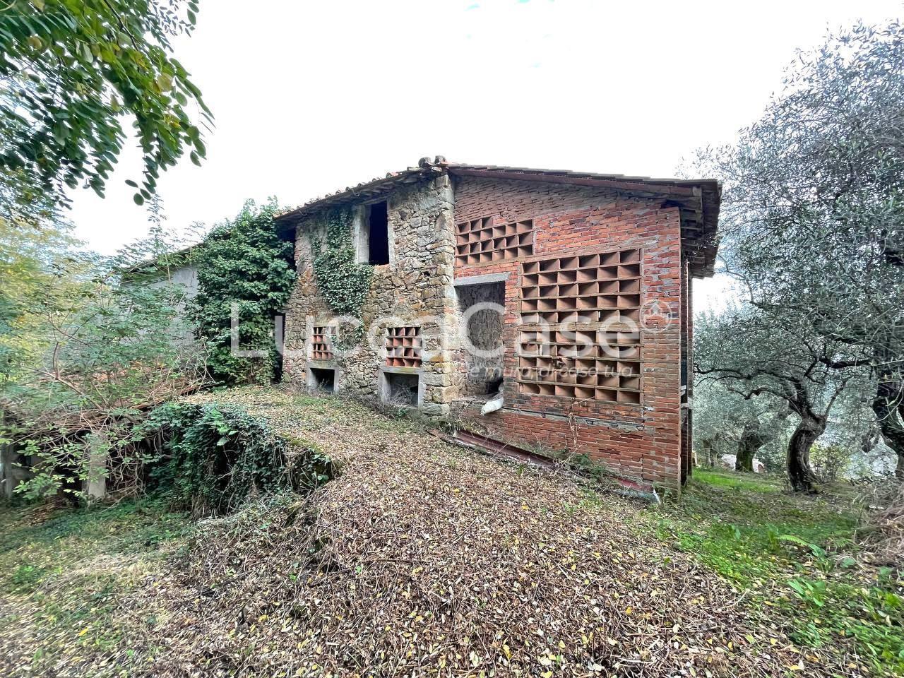 Vendita Rustico, Lucca foto