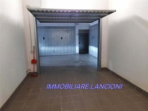 Sale GARAGE, Scandicci foto