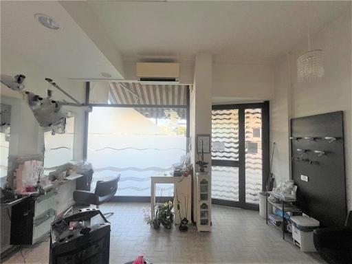 Vendita COMMERCIALE, Scandicci foto